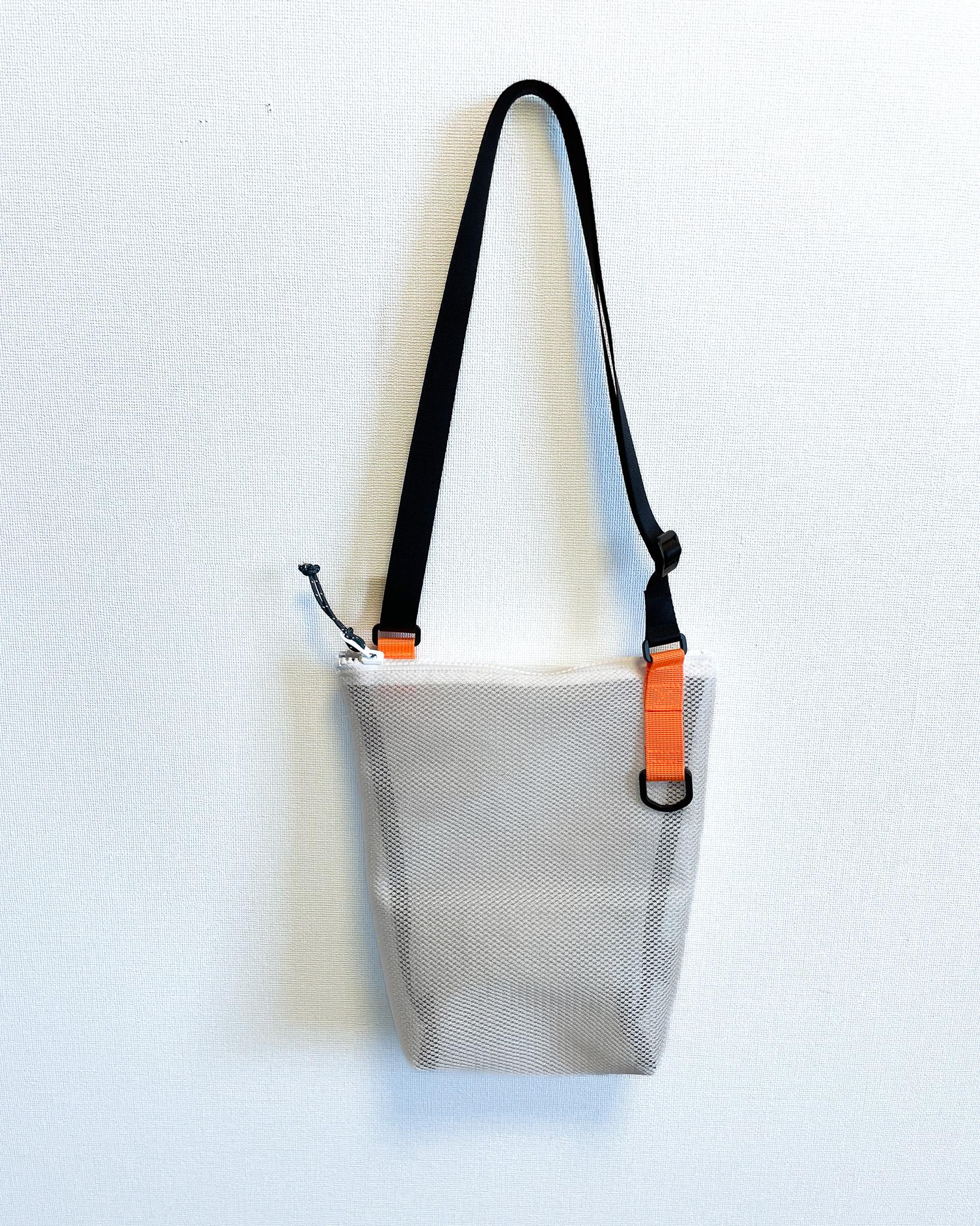 white Pocket | 3枚目